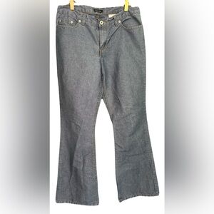 Boot cut jeans